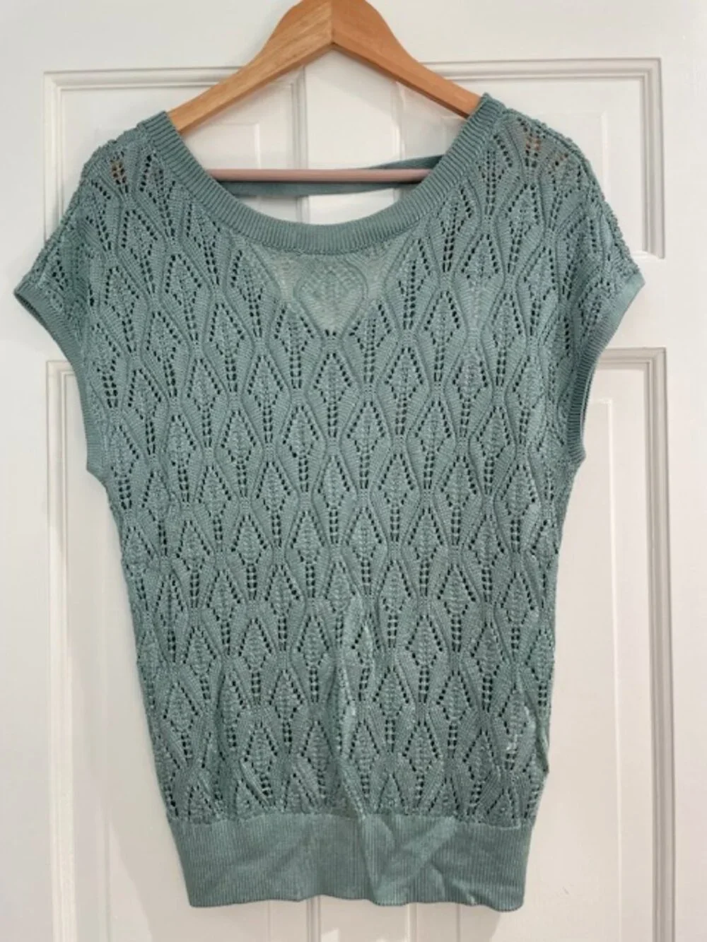 White House Black Market back stitchy